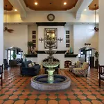 Oxford Suites Pismo Beach