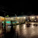 Shell Beach Inn