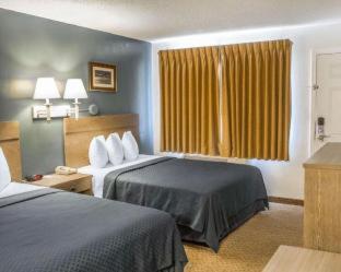 Hotel The Grove At Pismo 2*