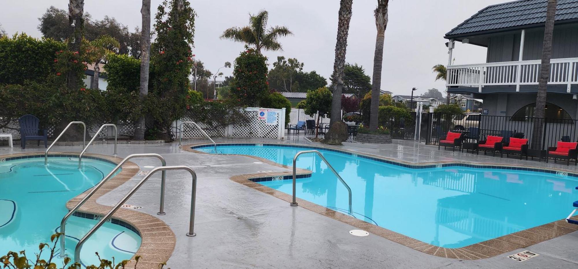 The Grove At Pismo Hotel 2*