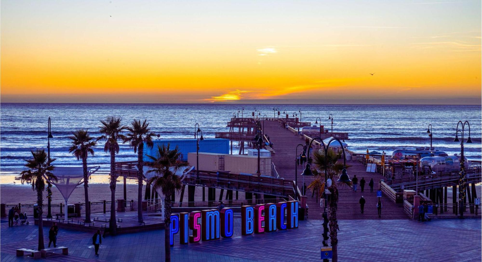 At The Pier Pismo Beach, Curio Collection By Hilton Pismo Beach