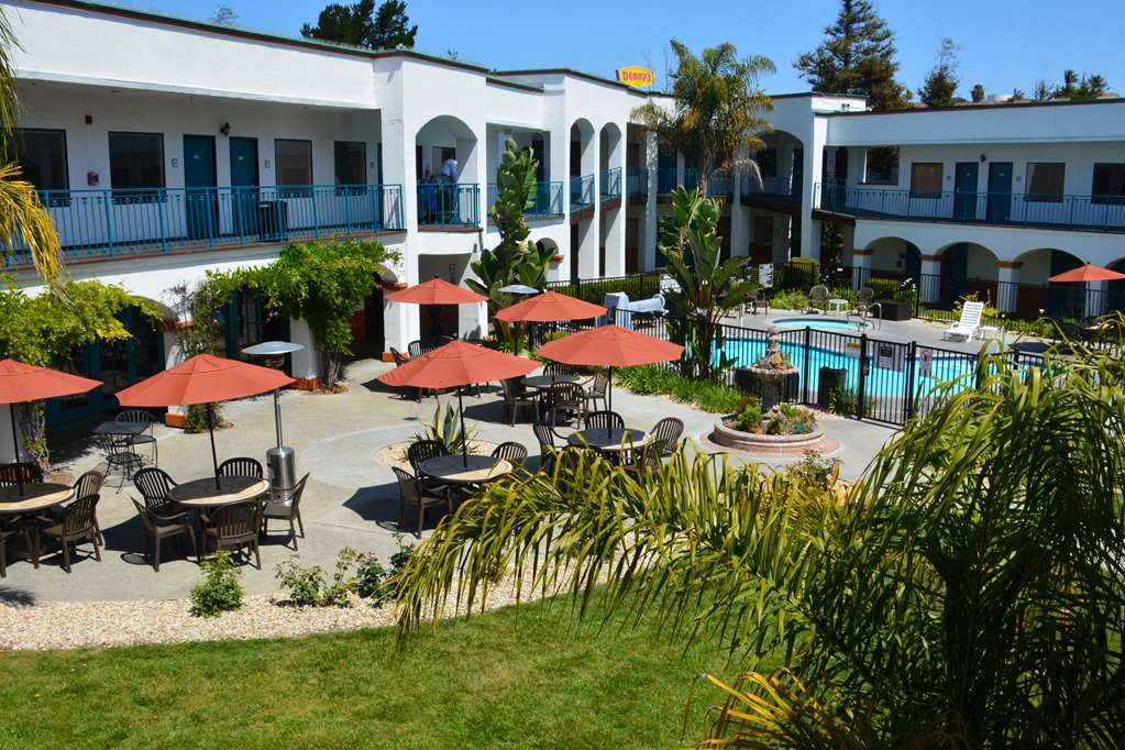 Hotel Oxford Pismo 3*