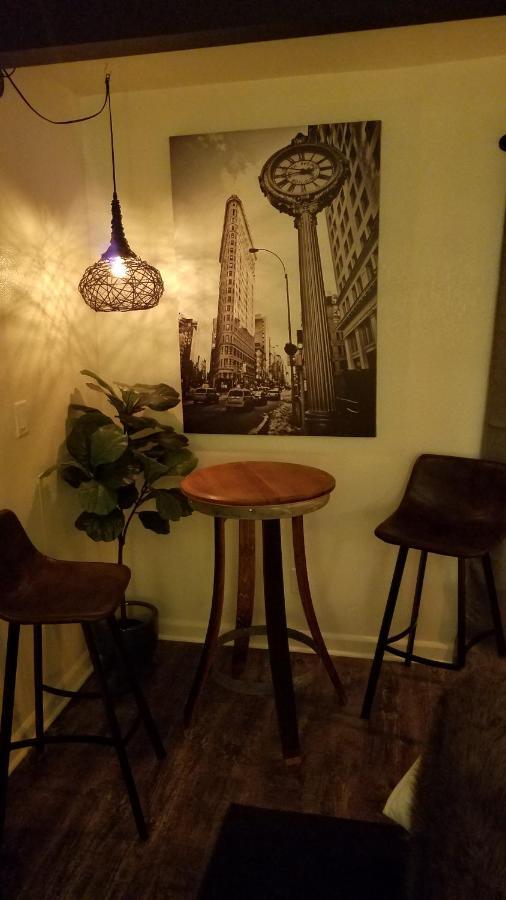 Shell Hotel