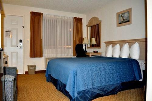 The Grove At Pismo Hotel 2*