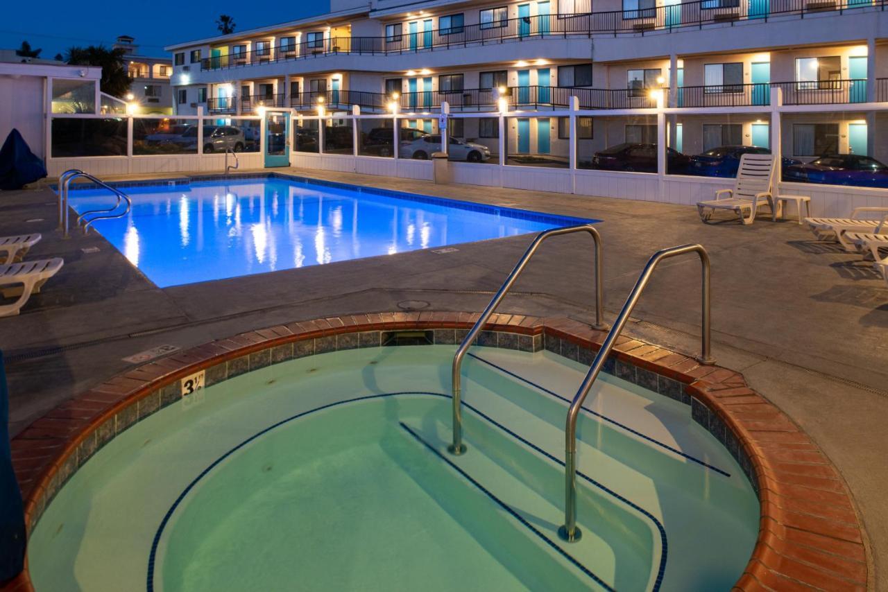 Edgewater And Hotel Pismo Beach