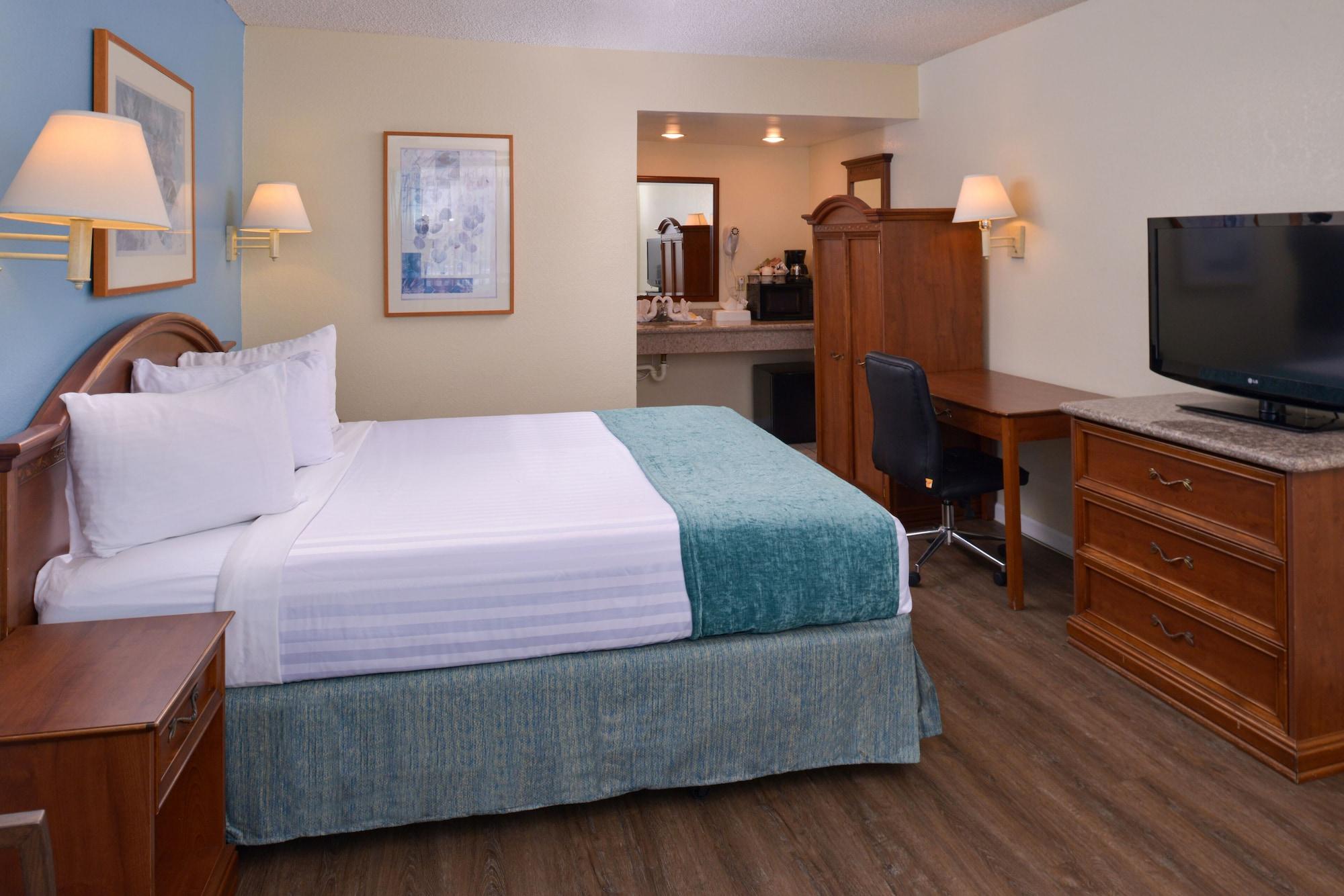 Edgewater And Hotel Pismo Beach