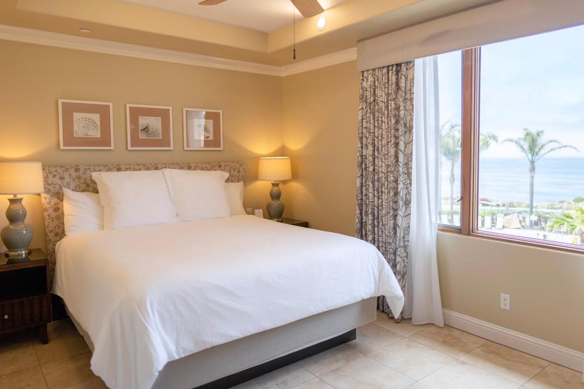 Resort Dolphin Bay And 4*